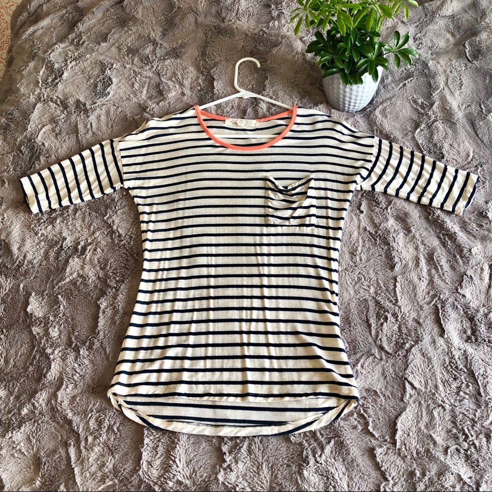 Women’s Pink Rose small elbow sleeve tee